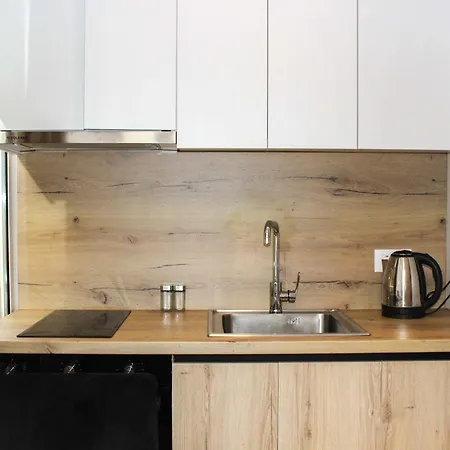 1389 Apartment *
