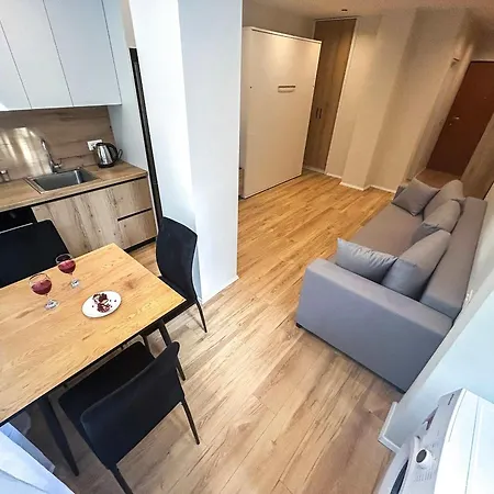Apartment 1389